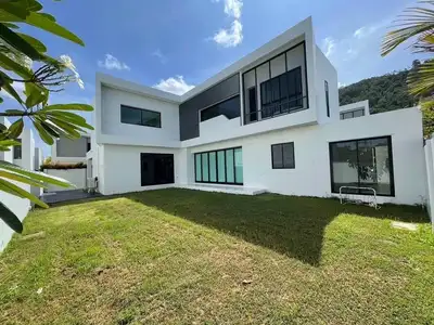 Superbe villa 4 chambres près d'IKEA Phuket avec équipements modernes