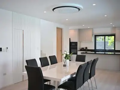 Villa de luxe avec piscine 4 chambres à vendre & à louer à Pasak, Choeng Thale
