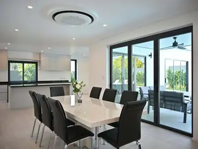 Villa de luxe avec piscine 4 chambres à vendre & à louer à Pasak, Choeng Thale
