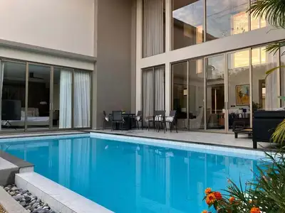 Villa de luxe 4 chambres à louer à Bang Tao