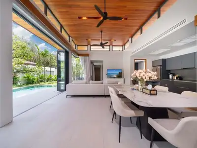 Villa de luxe 4 chambres à louer à Botanica, Pasak 8 – Emplacement de choix près de Bang Tao