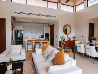 Villa de luxe avec piscine de style loft moderne à louer à Cherngtalay, Phuket