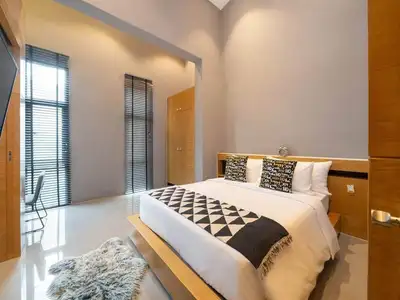 Villa moderne avec piscine 3 chambres à louer à Cherngtalay, Phuket