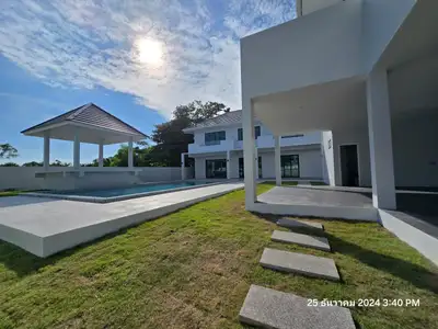 Luxueuse villa 4 chambres avec piscine et jacuzzi à Rawai | SD13032550