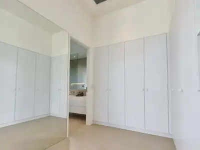 Élégante villa avec piscine 4 chambres à louer à Bang Jo, Phuket