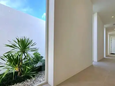 Élégante villa avec piscine 4 chambres à louer à Bang Jo, Phuket