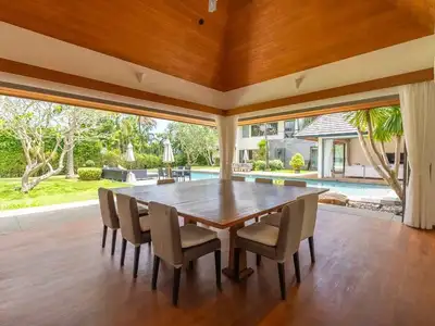 Villa exclusive Layan Hills à louer – Luxe & intimité à Phuket