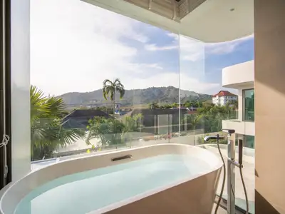 Villa neuve 4 chambres à vendre à Rawai, Phuket | SD21032501