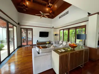 Sai Taan : luxueuse villa 6 chambres dans le paisible Cherng Talay | SD28032551