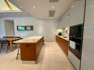Villa avec piscine 2 chambres à louer – Anchan Hills, Phuket