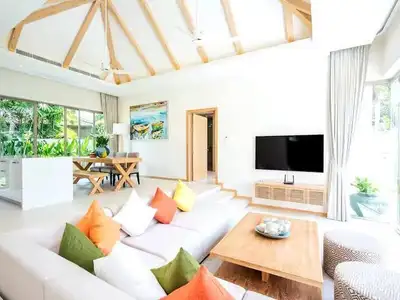 Élégante villa 3 chambres avec piscine privée à Trichada Breeze, Bang Tao, Phuket