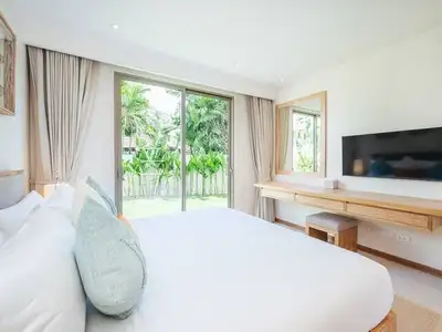 Élégante villa 3 chambres avec piscine privée à Trichada Breeze, Bang Tao, Phuket