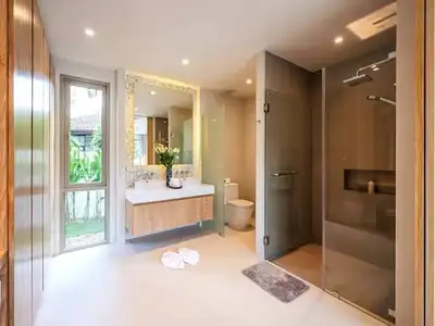 Élégante villa 3 chambres avec piscine privée à Trichada Breeze, Bang Tao, Phuket