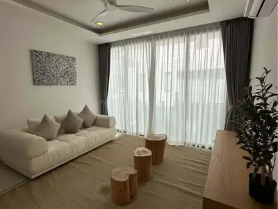 Spacieuse villa 5 chambres à louer à Laguna Park 2 – Animaux acceptés