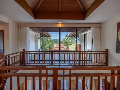 Villa de luxe avec piscine 4 chambres récemment rénovée à Laguna, Phuket | BD17052501