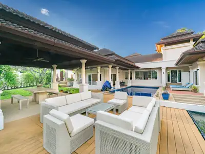 Lakewood Hills – Spacieuse villa avec piscine 5 chambres à vendre à Choeng Thale | SC16072501