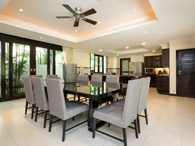 Villa en location longue durée au Maan Tawan Estate – Élégante 4 chambres près de Layan Beach, Phuket