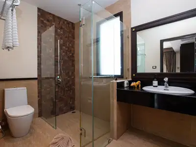 Villa en location longue durée au Maan Tawan Estate – Élégante 4 chambres près de Layan Beach, Phuket