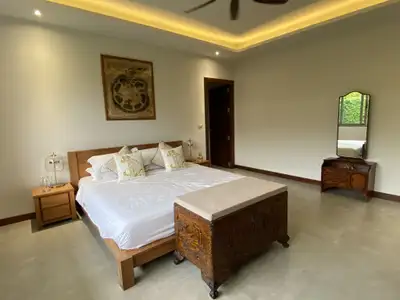 Luxueuse villa 5 chambres avec piscine et panneaux solaires à Pasak, Cherng Talay, à vendre | SD28082550