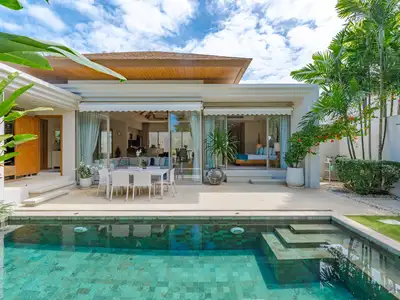 Trichada Villa à vendre à Phuket – Élégante villa avec piscine | SD05112501