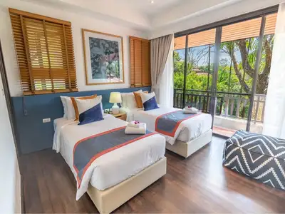 Laguna Village Lakeview – Élégante villa avec piscine 4 chambres en location longue durée
