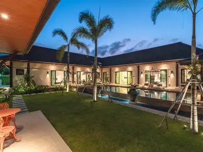Two Tara Villa près de Layan Beach | Villa avec piscine 4 chambres à louer