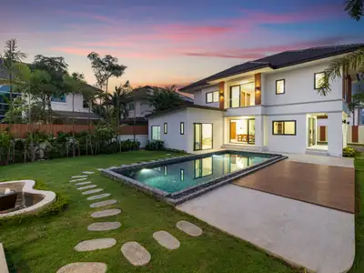 Superbe villa 4 chambres avec piscine à Sri Sunthon, Phuket | SI28052601
